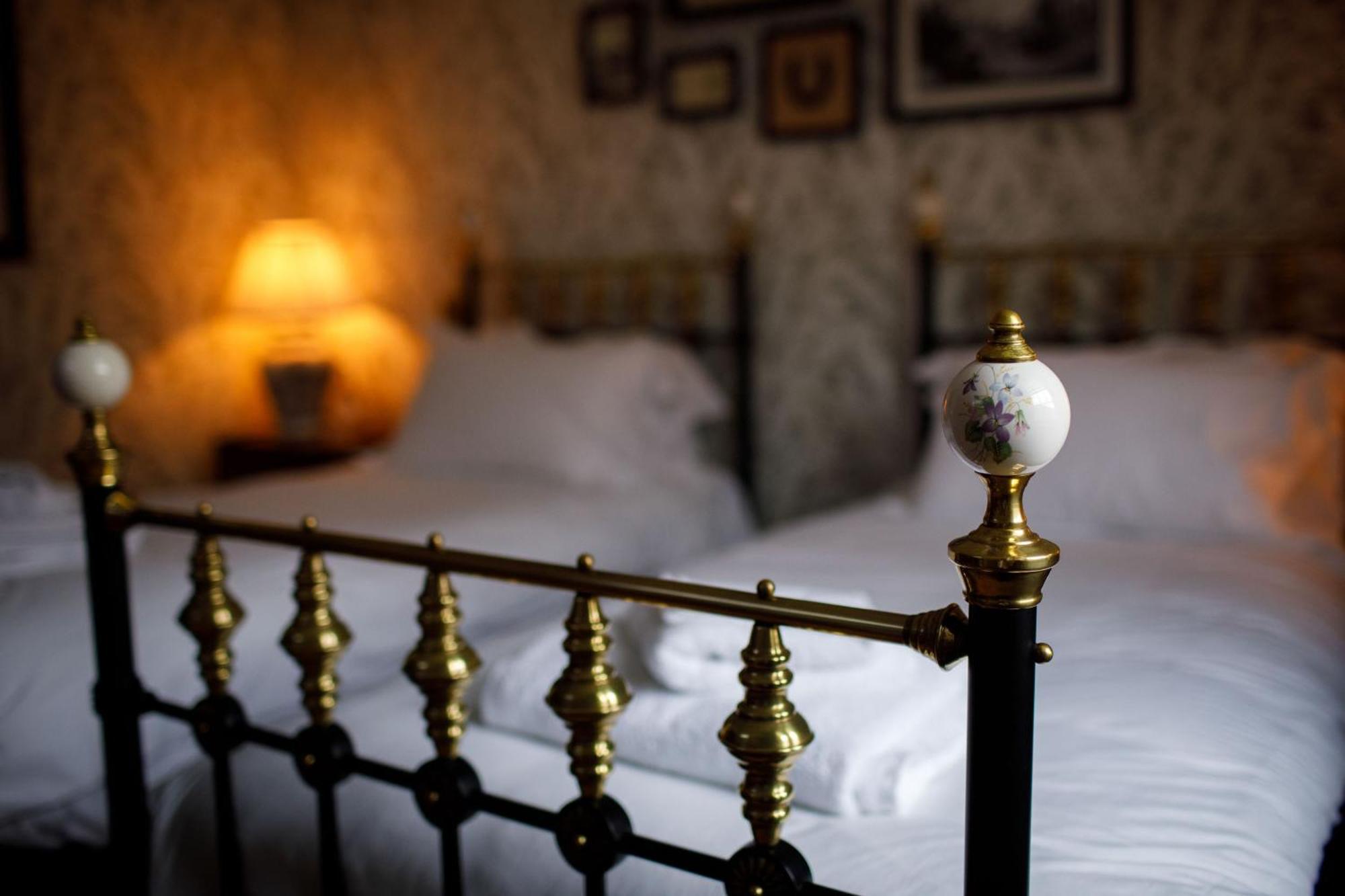The Crown 3*