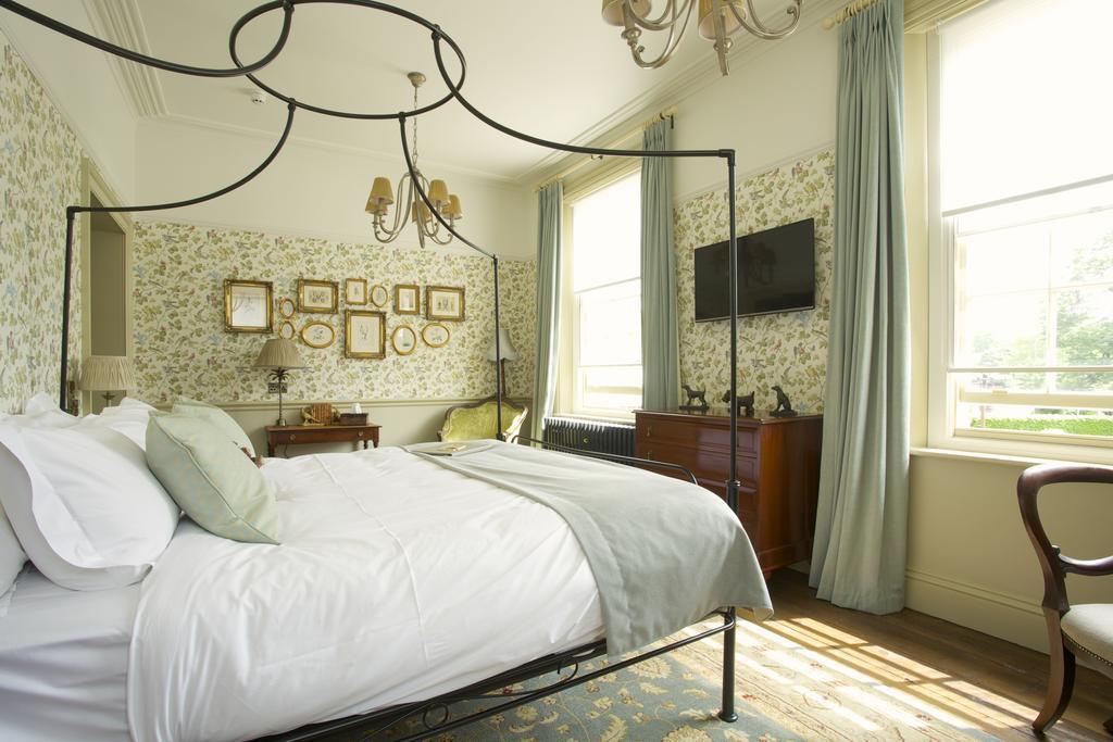 The Crown Blandford Forum