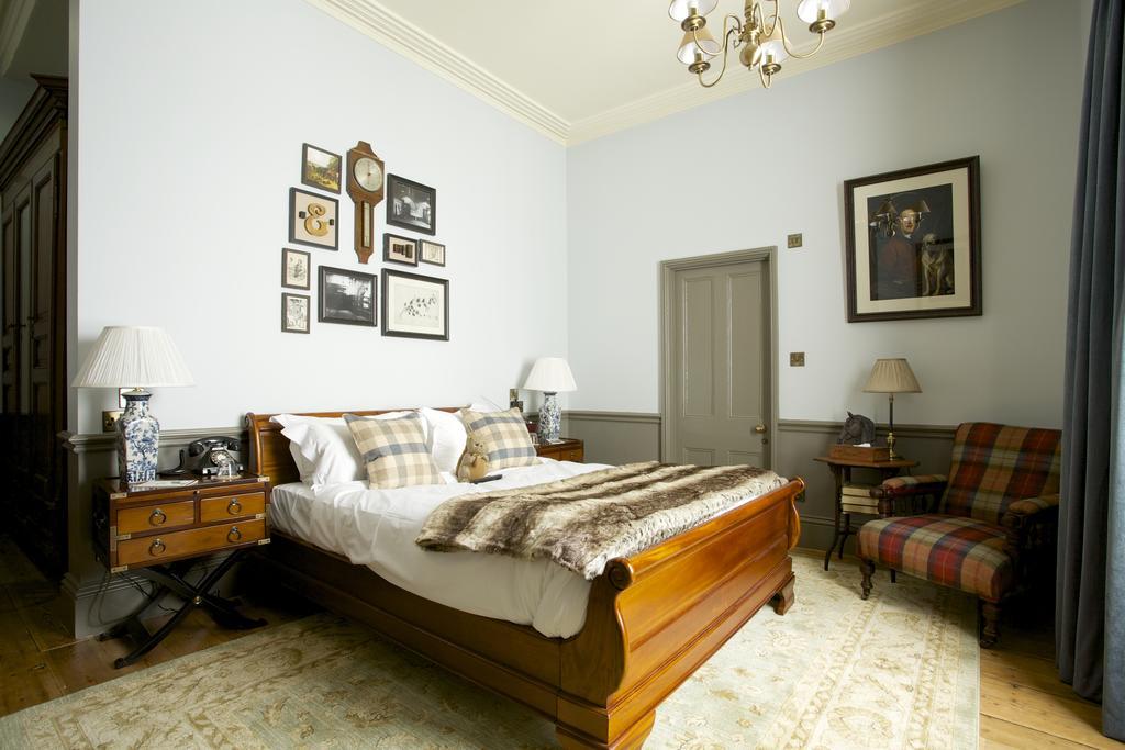 The Crown 3* Blandford Forum